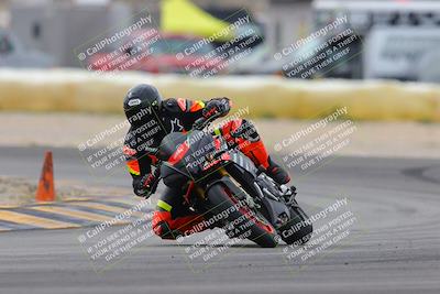 media/Jan-15-2023-SoCal Trackdays (Sun) [[c1237a034a]]/Turn 2 Set 2 (1155am)/